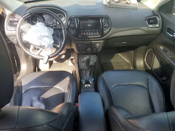 3C4NJDCB1KT673330 2019 JEEP COMPASS - Image 8