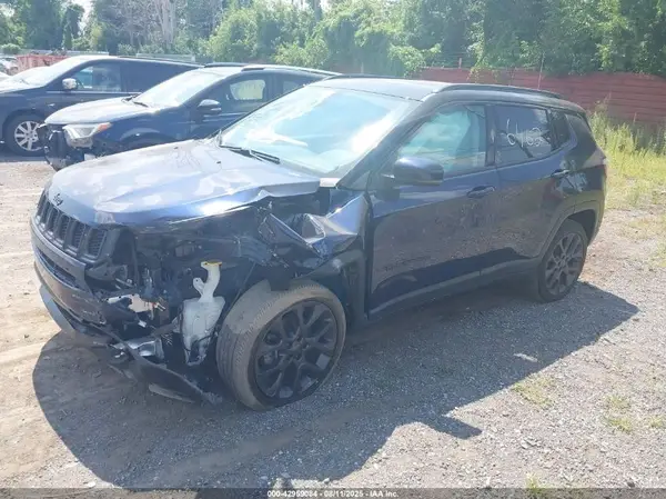 3C4NJDCB1KT696462 2019 JEEP COMPASS - Image 2