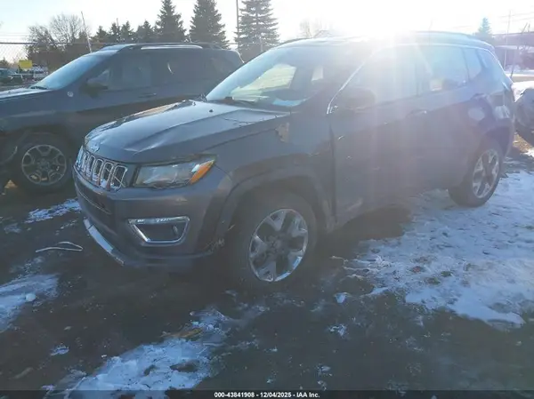 3C4NJDCB1KT734286 2019 JEEP COMPASS - Image 2