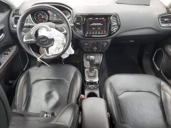 3C4NJDCB1KT740993 2019 JEEP COMPASS - Image 8