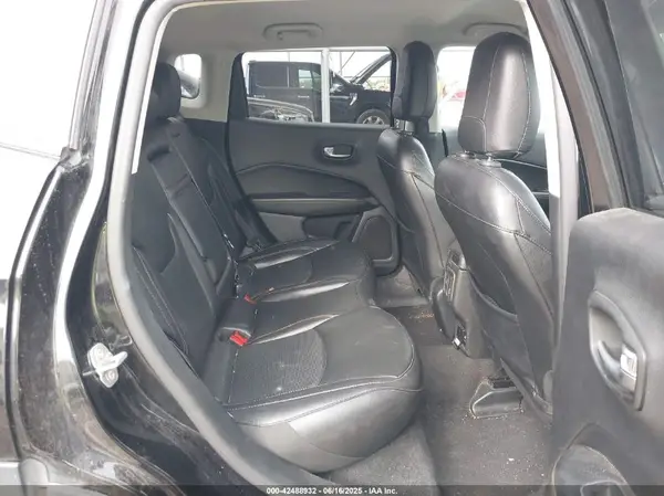 3C4NJDCB1KT742114 2019 JEEP COMPASS - Image 8