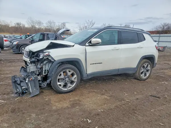 3C4NJDCB1KT755090 2019 JEEP COMPASS - Image 1