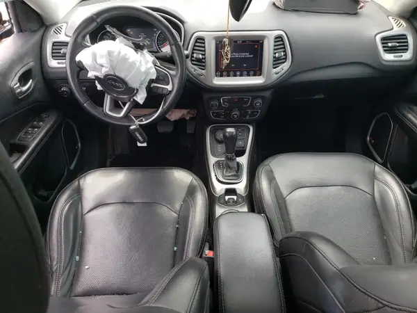 3C4NJDCB1KT760418 2019 JEEP COMPASS - Image 8