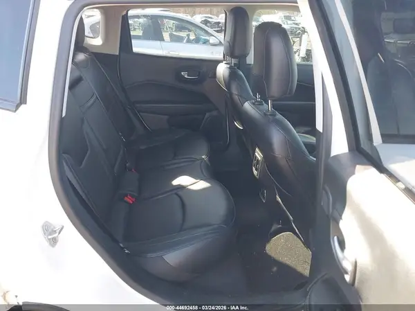 3C4NJDCB1KT781351 2019 JEEP COMPASS - Image 8