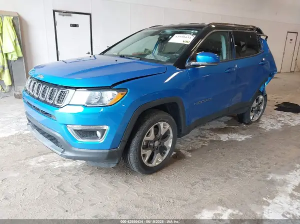 3C4NJDCB1KT791751 2019 JEEP COMPASS - Image 2