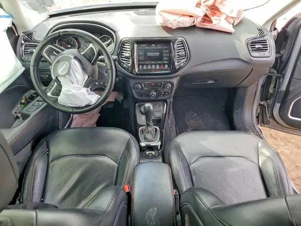 3C4NJDCB1KT800643 2019 JEEP COMPASS - Image 8
