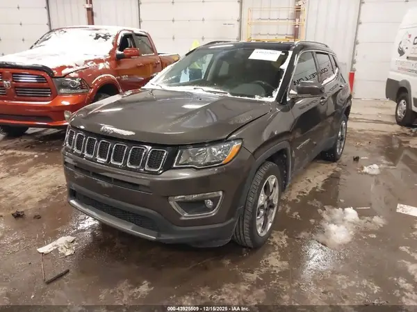 3C4NJDCB1KT812212 2019 JEEP COMPASS - Image 2