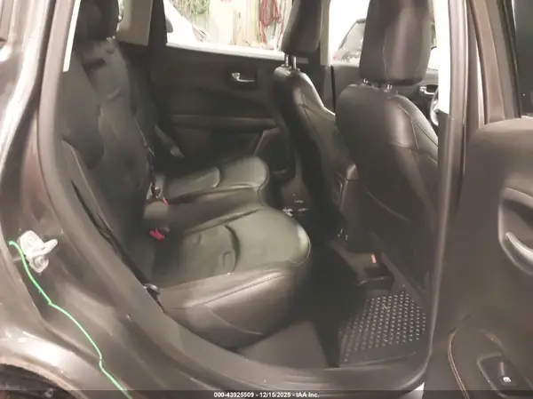 3C4NJDCB1KT812212 2019 JEEP COMPASS - Image 8