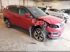 3C4NJDCB1KT812288 2019 JEEP COMPASS