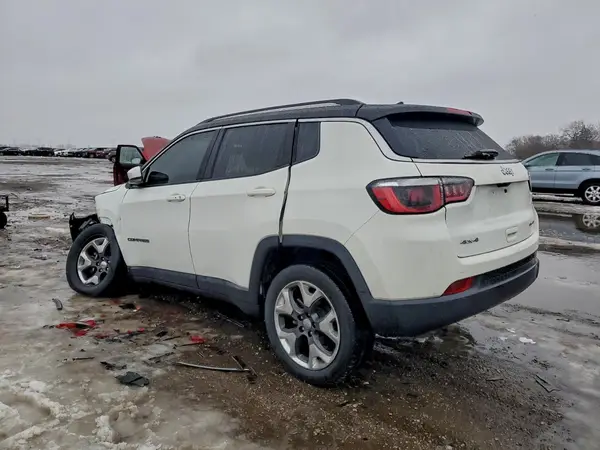 3C4NJDCB1KT840270 2019 JEEP COMPASS - Image 2