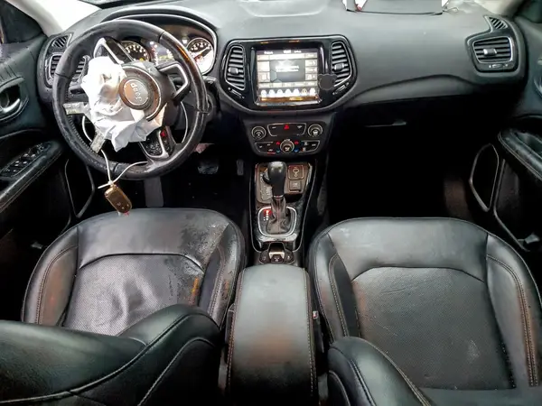 3C4NJDCB1KT840270 2019 JEEP COMPASS - Image 8