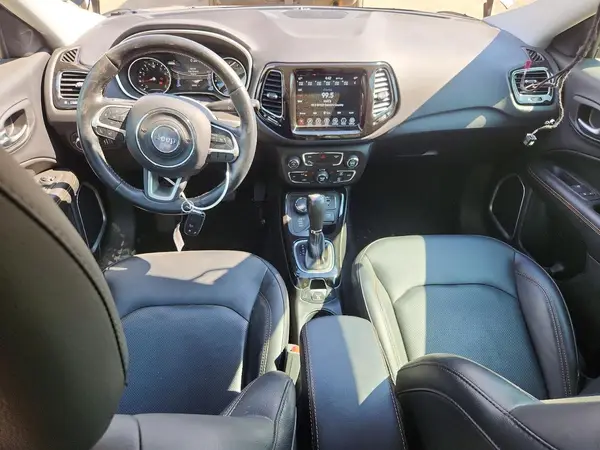 3C4NJDCB1KT842262 2019 JEEP COMPASS - Image 8