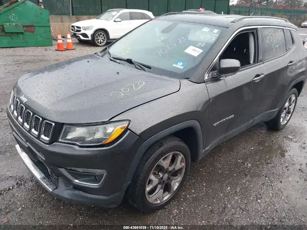 3C4NJDCB1LT137995 2020 JEEP COMPASS - Image 2