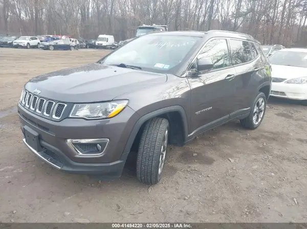 3C4NJDCB1LT138211 2020 JEEP COMPASS - Image 2