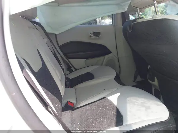 3C4NJDCB1MT523964 2021 JEEP COMPASS - Image 8