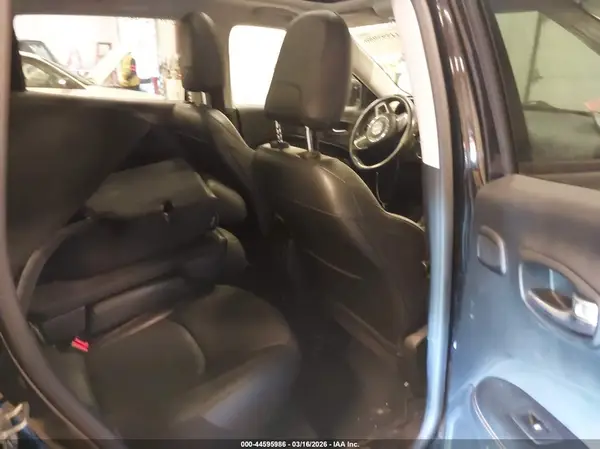 3C4NJDCB1MT525410 2021 JEEP COMPASS - Image 8
