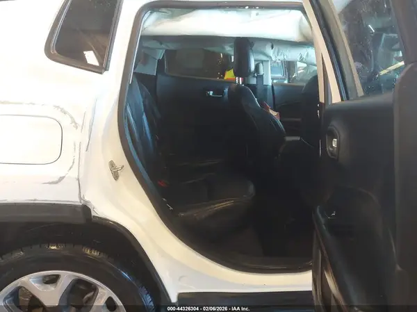 3C4NJDCB1MT602941 2021 JEEP COMPASS - Image 8