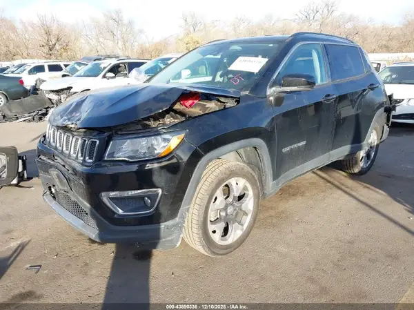 3C4NJDCB1MT603698 2021 JEEP COMPASS - Image 2