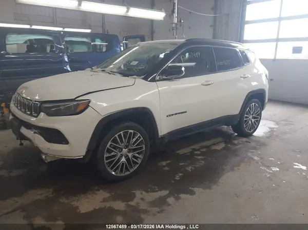 3C4NJDCB1NT109875 2022 JEEP COMPASS - Image 2
