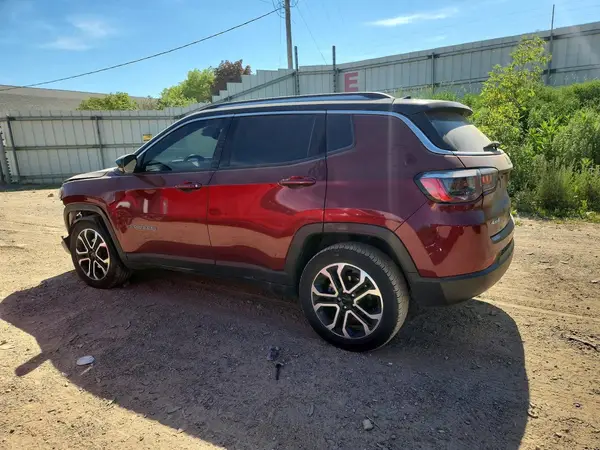 3C4NJDCB1NT112078 2022 JEEP COMPASS - Image 2