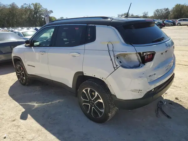 3C4NJDCB1NT115868 2022 JEEP COMPASS - Image 2