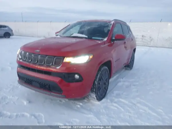 3C4NJDCB1NT120388 2022 JEEP COMPASS - Image 2