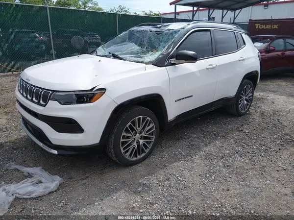 3C4NJDCB1NT121931 2022 JEEP COMPASS - Image 2