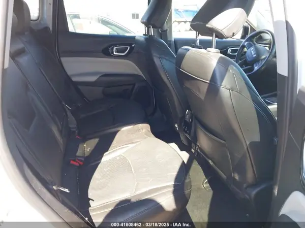 3C4NJDCB1NT149826 2022 JEEP COMPASS - Image 8