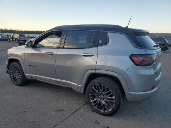 3C4NJDCB1NT178971 2022 JEEP COMPASS - Image 2
