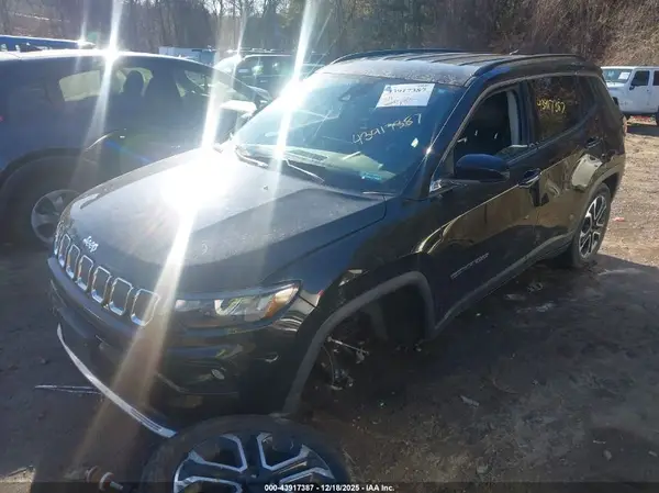 3C4NJDCB1NT189520 2022 JEEP COMPASS - Image 2