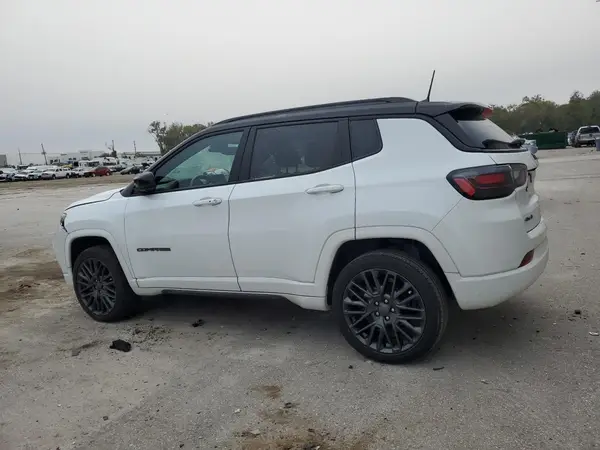 3C4NJDCB1NT208826 2022 JEEP COMPASS - Image 2