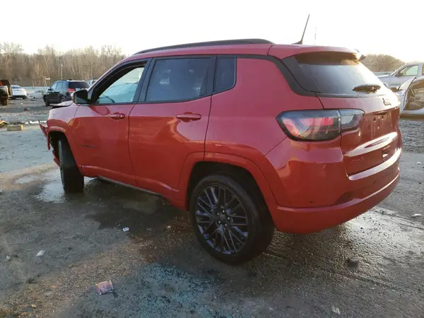3C4NJDCB1NT210530 2022 JEEP COMPASS - Image 2