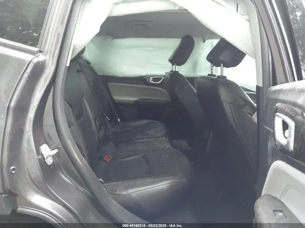 3C4NJDCB1NT212861 2022 JEEP COMPASS - Image 8