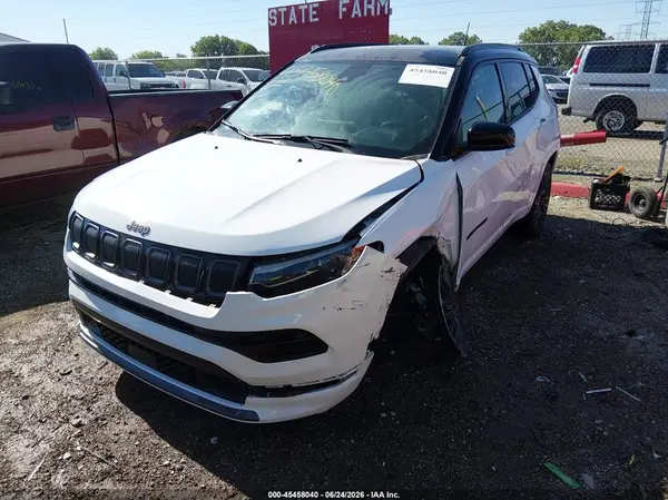 3C4NJDCB1NT226002 2022 JEEP COMPASS - Image 2