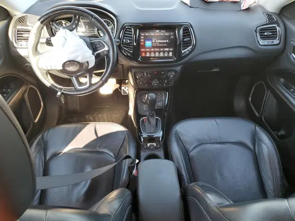 3C4NJDCB2HT666198 2017 JEEP COMPASS - Image 8