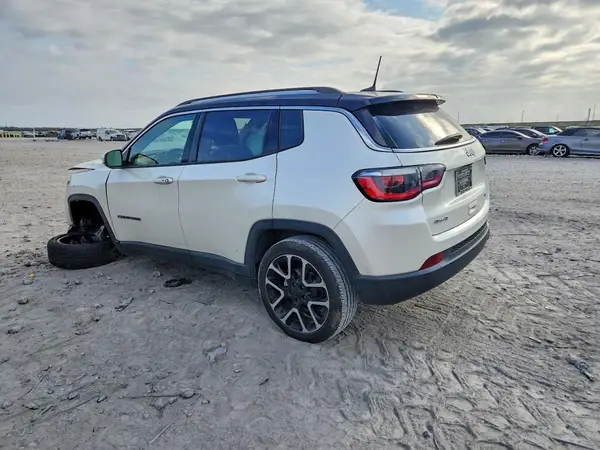 3C4NJDCB2HT667013 2017 JEEP COMPASS - Image 2