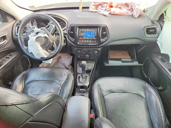 3C4NJDCB2HT667013 2017 JEEP COMPASS - Image 8
