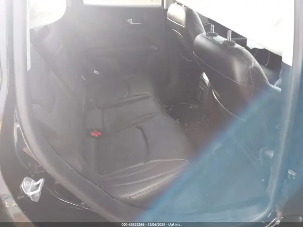 3C4NJDCB2JT100709 2018 JEEP COMPASS - Image 8