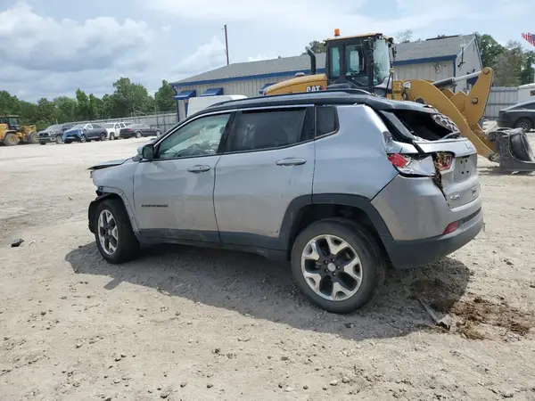 3C4NJDCB2JT101326 2018 JEEP COMPASS - Image 2