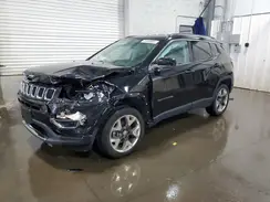 3C4NJDCB2JT210790 2018 JEEP COMPASS
