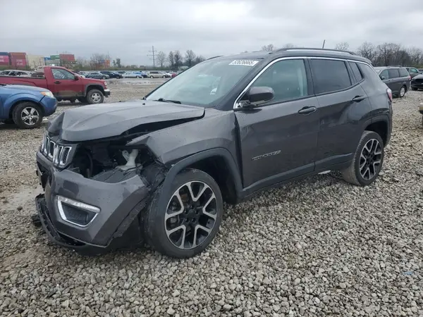 3C4NJDCB2JT263067 2018 JEEP COMPASS - Image 1