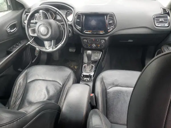 3C4NJDCB2JT263067 2018 JEEP COMPASS - Image 8