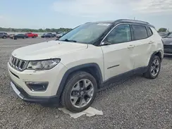 3C4NJDCB2JT264929 2018 JEEP COMPASS