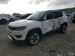 3C4NJDCB2JT266289 2018 JEEP COMPASS