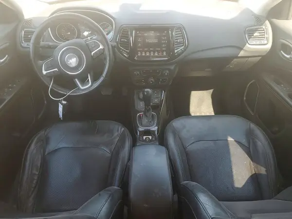 3C4NJDCB2JT281536 2018 JEEP COMPASS - Image 8