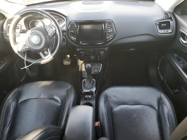 3C4NJDCB2JT281911 2018 JEEP COMPASS - Image 8