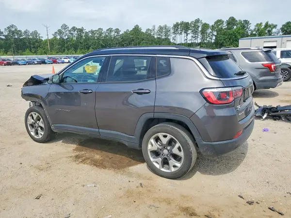 3C4NJDCB2JT283061 2018 JEEP COMPASS - Image 2