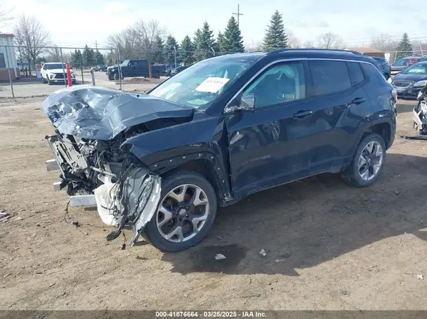 3C4NJDCB2JT283500 2018 JEEP COMPASS - Image 2
