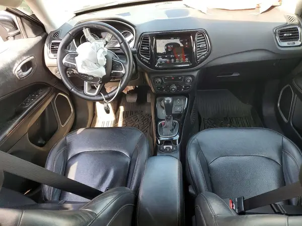 3C4NJDCB2JT290544 2018 JEEP COMPASS - Image 8
