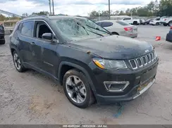 3C4NJDCB2JT330671 2018 JEEP COMPASS